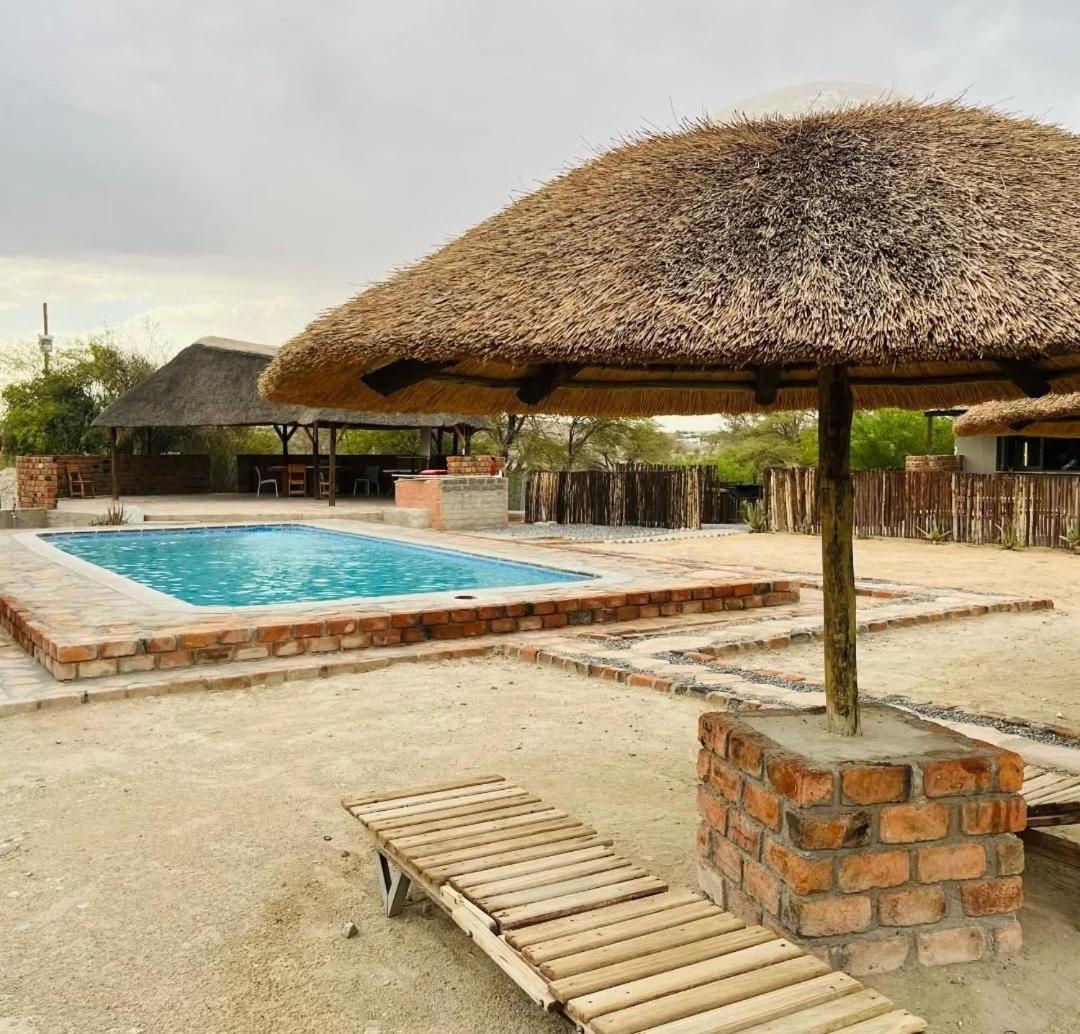 Issa Guesthouse Usakos Екстериор снимка